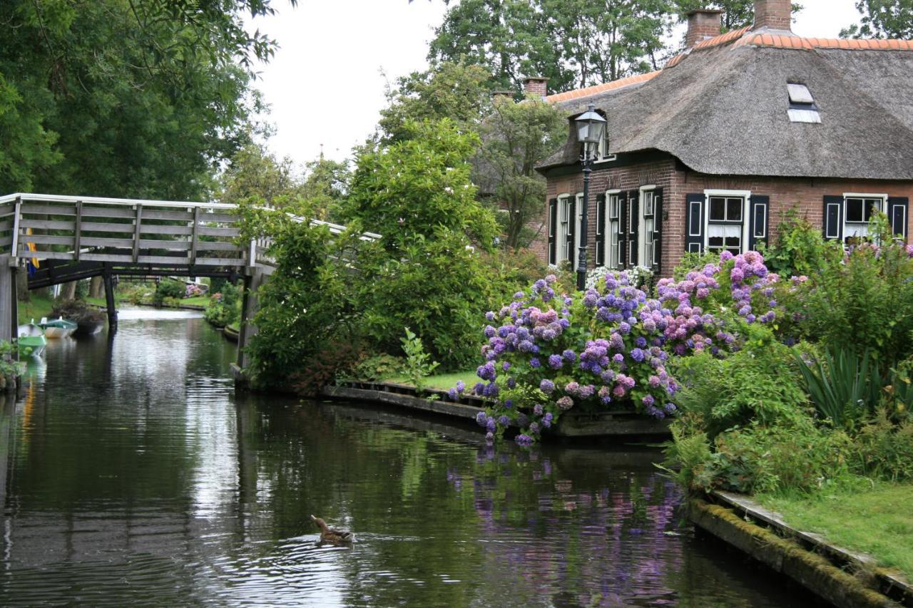 Schiphuis Giethoorn/Wanneperveen Villa Bagian luar foto